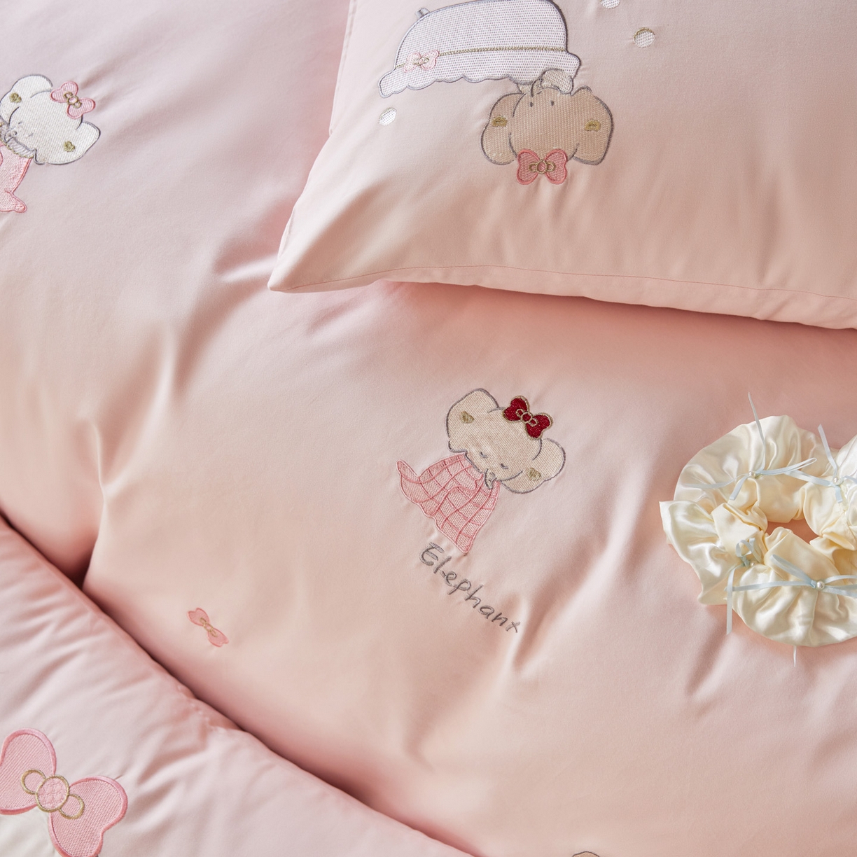 91家纺网 家纺一手货源 找家纺 简纯主义 2025新款全棉纯棉毛巾绣磨毛四件套-莉娜小象 莉娜小象-粉