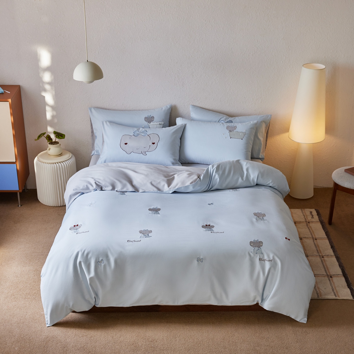 91家纺网 家纺一手货源 找家纺 简纯主义 2025新款全棉纯棉毛巾绣磨毛四件套-莉娜小象 莉娜小象-蓝