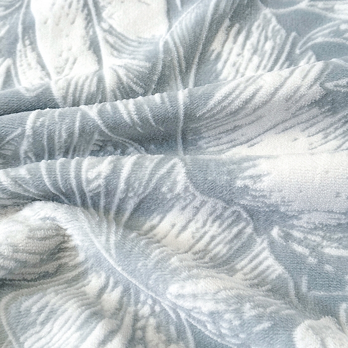 91家纺网 家纺一手货源 找家纺 许林家纺 2025新款兔毛宽包边立体雕花牛奶绒四件套 爱意雾语 蓝