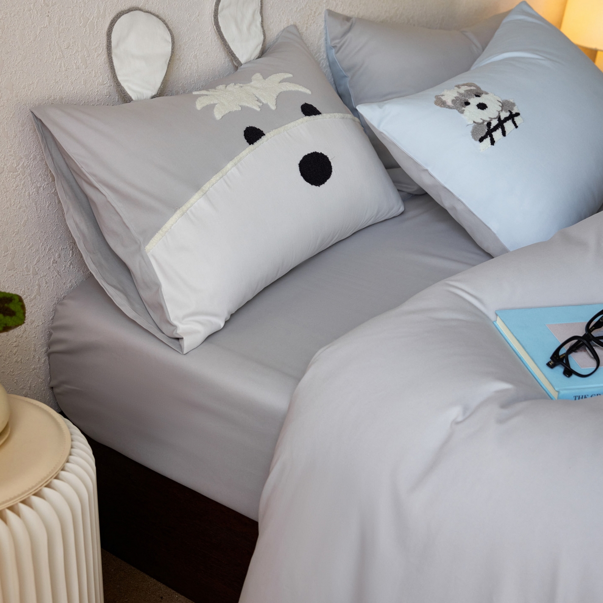 91家纺网 家纺一手货源 找家纺 （总）简纯主义 2025新款全棉纯棉毛巾绣磨毛四件套-托马斯