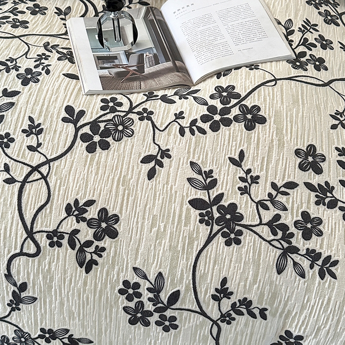 91家纺网 家纺一手货源 找家纺 许林家纺 2025新款兔毛宽包边立体雕花牛奶绒四件套 蓝铃风语