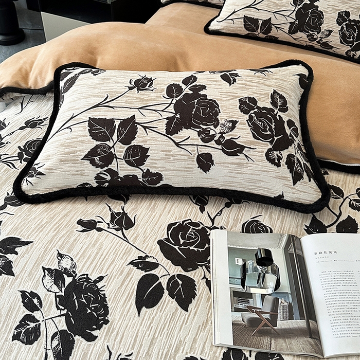 91家纺网 家纺一手货源 找家纺 许林家纺 2025新款兔毛宽包边立体雕花牛奶绒四件套 梦花坞