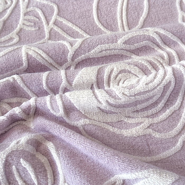 91家纺网 家纺一手货源 找家纺 许林家纺 2025新款兔毛宽包边立体雕花牛奶绒四件套 雪愿