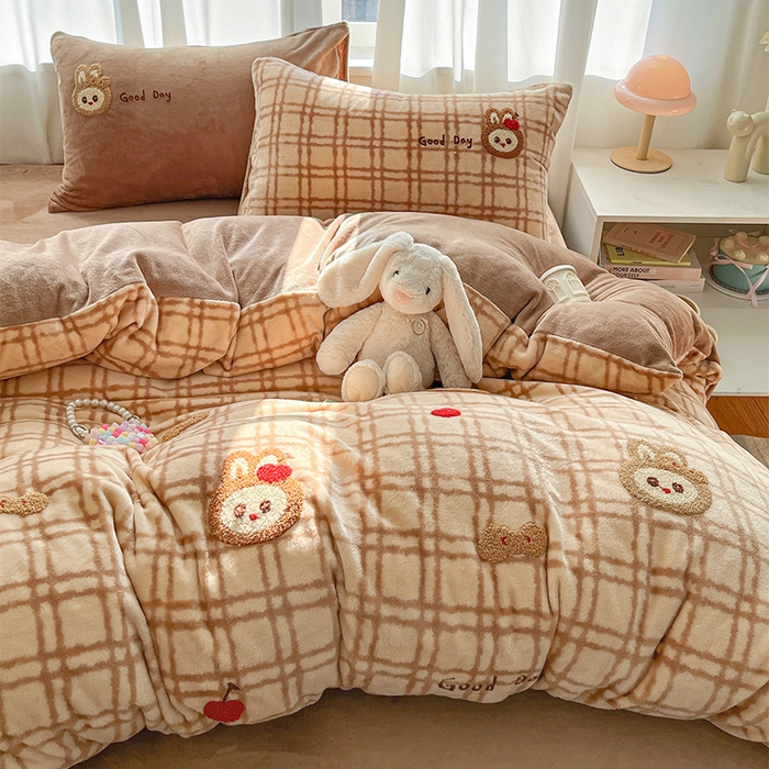 91家纺网 家纺一手货源 找家纺 （总）如一 2025新款卡通毛巾绣系列牛奶绒四件套第二批