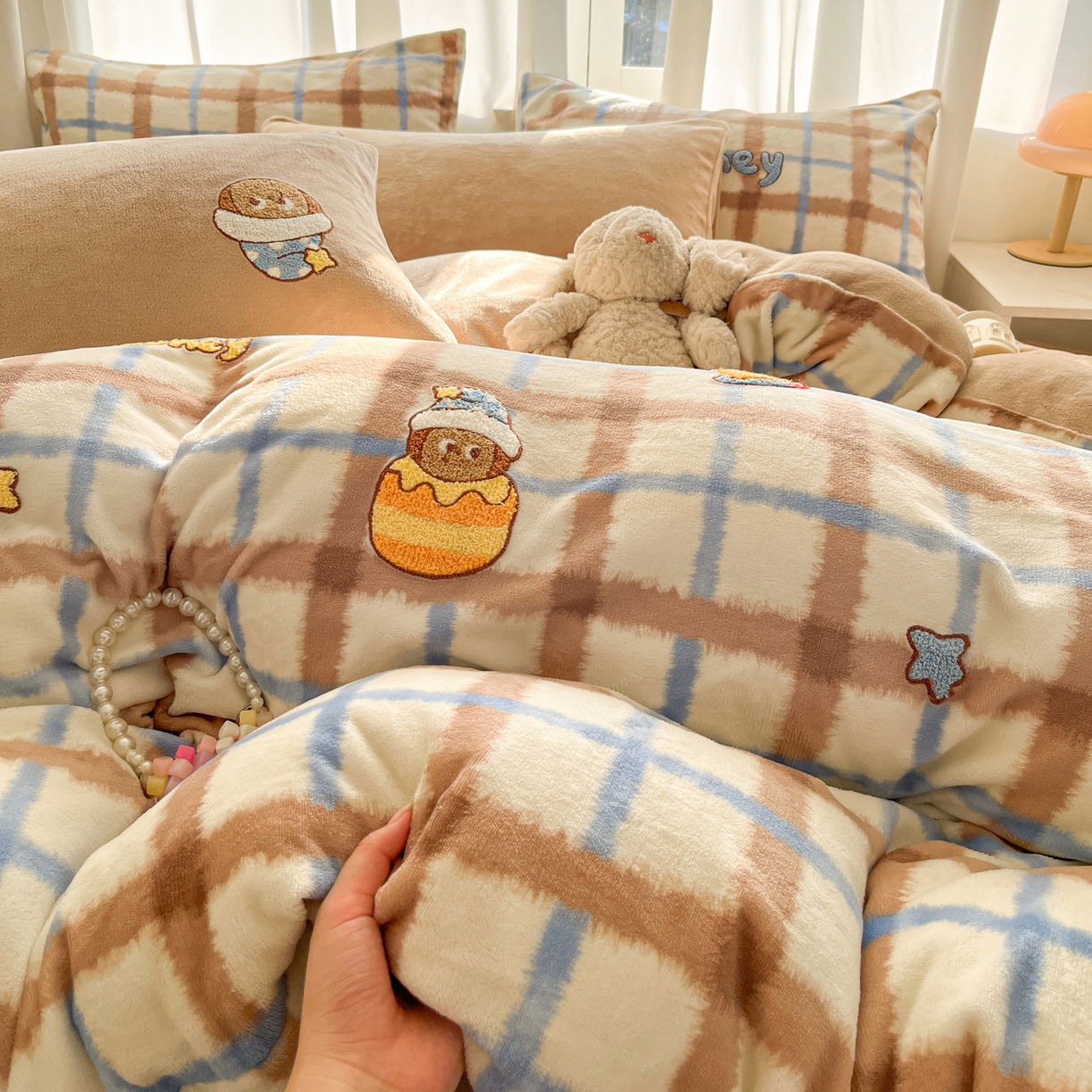 91家纺网 家纺一手货源 找家纺 （总）如一 2025新款卡通毛巾绣系列牛奶绒四件套第二批