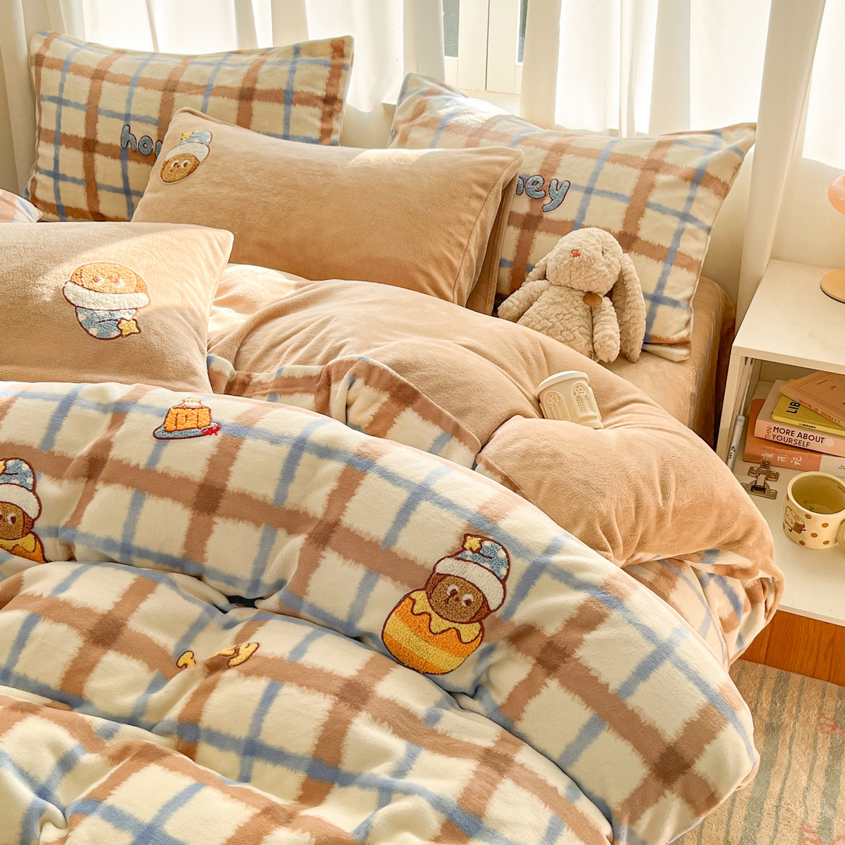 91家纺网 家纺一手货源 找家纺 （总）如一 2025新款卡通毛巾绣系列牛奶绒四件套第二批