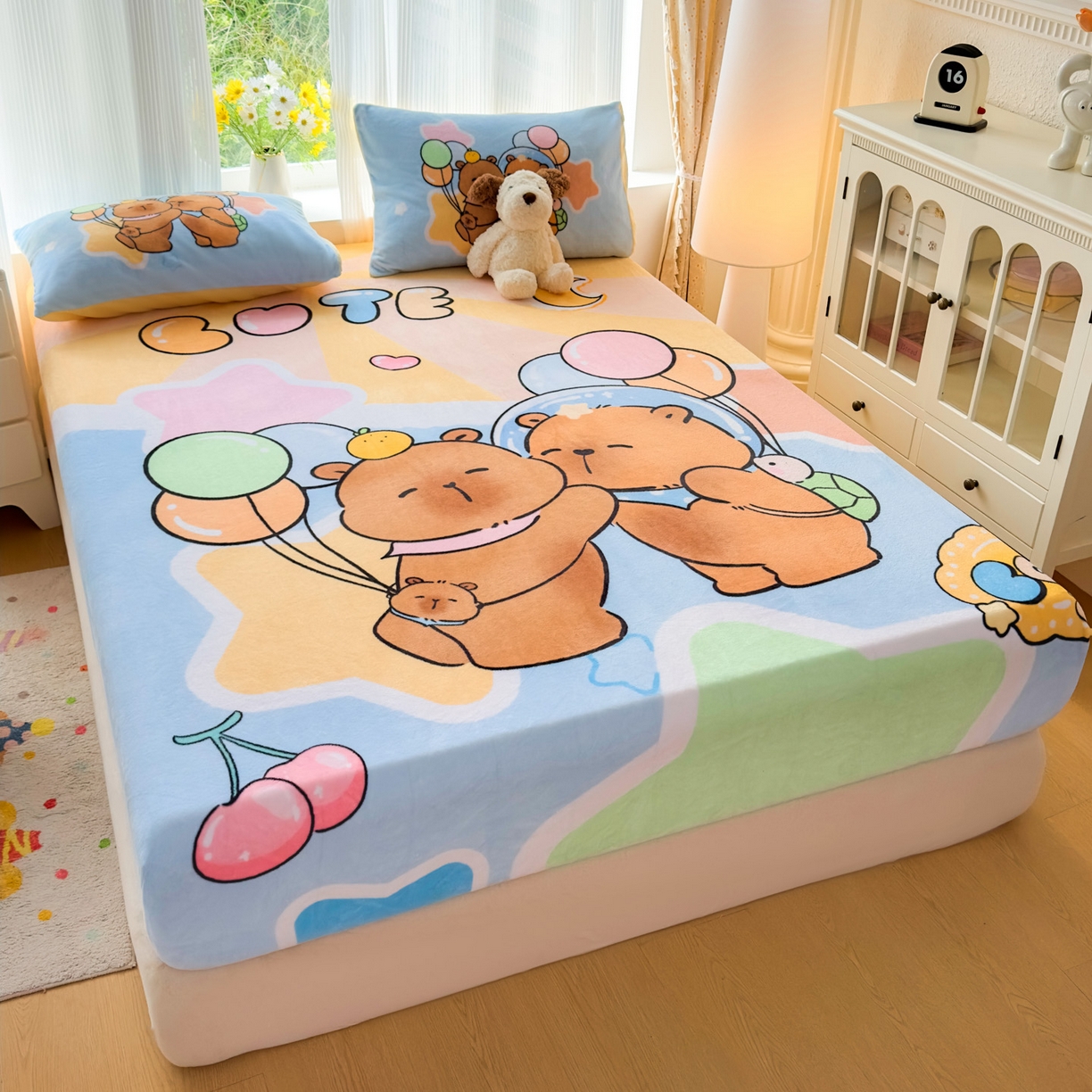 91家纺网 家纺一手货源 找家纺 浩诚 2025新款大版原创设计卡皮巴拉高克重牛奶绒单床笠 气球巴拉