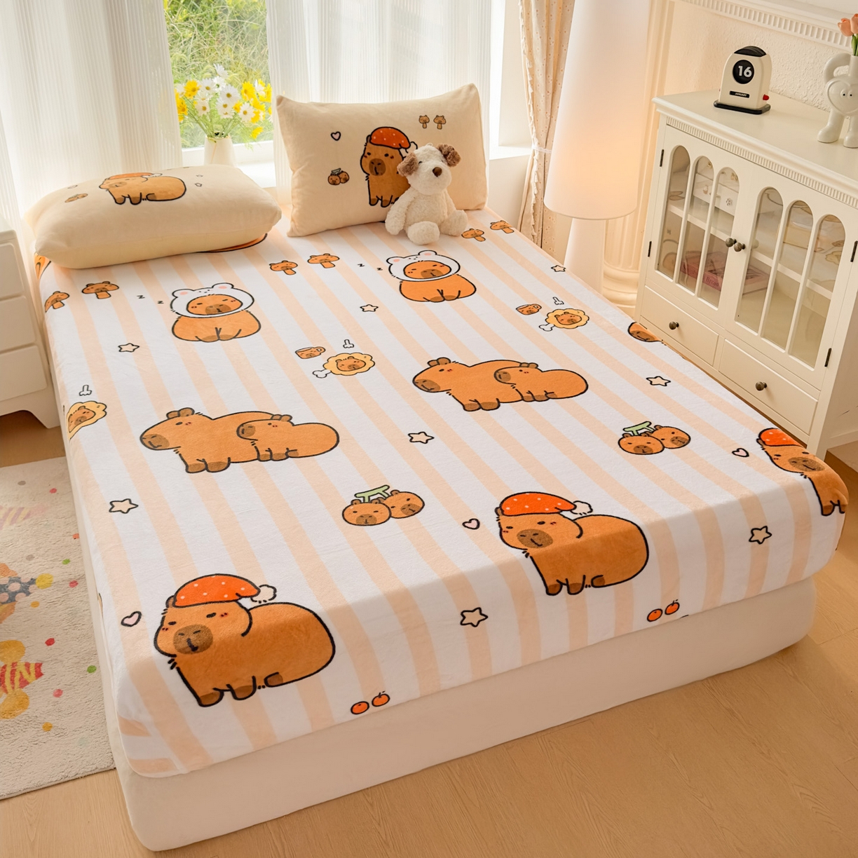 91家纺网 家纺一手货源 找家纺 浩诚 2025新款大版原创设计卡皮巴拉高克重牛奶绒单床笠 条纹巴拉