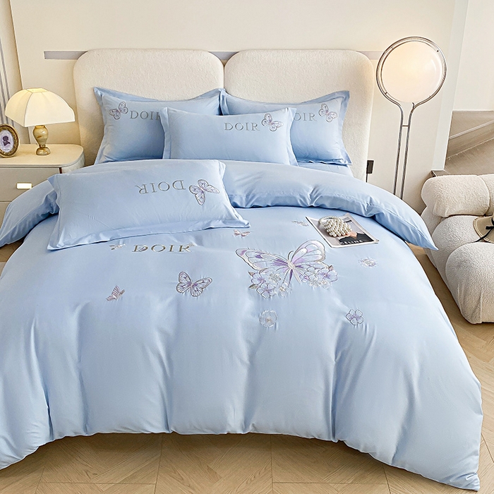 91家纺网 家纺一手货源 找家纺 （总）大麦乐田 2025新款糯小棉立体绣花吊边四件套-蝶梦花语