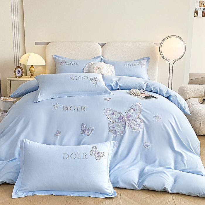 91家纺网 家纺一手货源 找家纺 （总）大麦乐田 2025新款糯小棉立体绣花吊边四件套-蝶梦花语