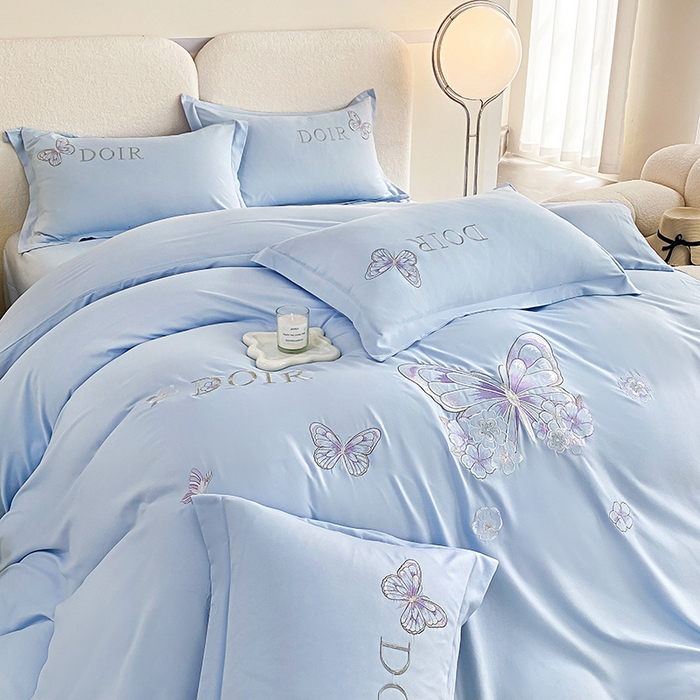 91家纺网 家纺一手货源 找家纺 （总）大麦乐田 2025新款糯小棉立体绣花吊边四件套-蝶梦花语