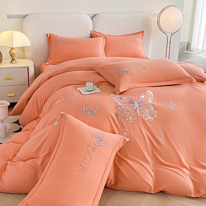 91家纺网 家纺一手货源 找家纺 大麦乐田 2025新款糯小棉立体绣花吊边四件套-蝶梦花语 蝶梦花语 桔色