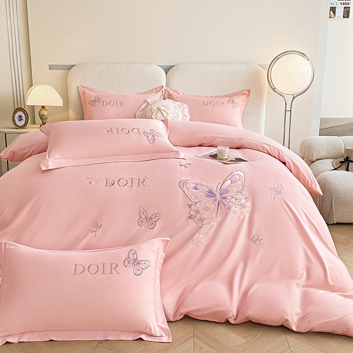 91家纺网 家纺一手货源 找家纺 大麦乐田 2025新款糯小棉立体绣花吊边四件套-蝶梦花语 蝶梦花语 粉玉