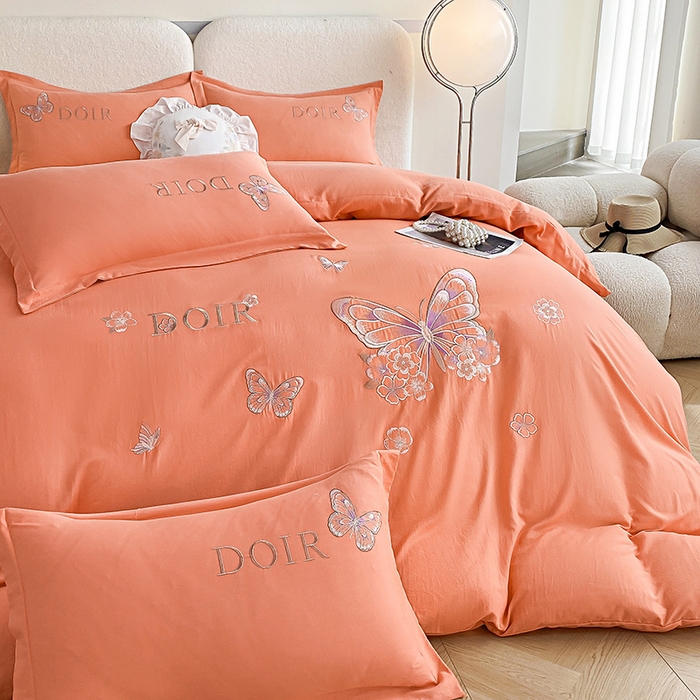 91家纺网 家纺一手货源 找家纺 大麦乐田 2025新款糯小棉立体绣花吊边四件套-蝶梦花语 蝶梦花语 桔色