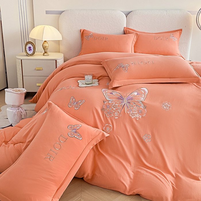 91家纺网 家纺一手货源 找家纺 大麦乐田 2025新款糯小棉立体绣花吊边四件套-蝶梦花语 蝶梦花语 桔色