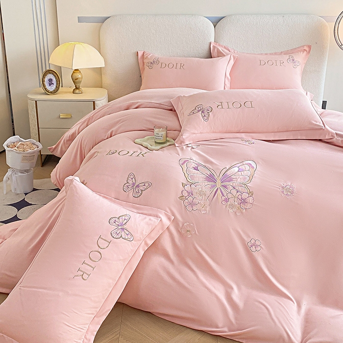 91家纺网 家纺一手货源 找家纺 大麦乐田 2025新款糯小棉立体绣花吊边四件套-蝶梦花语 蝶梦花语 粉玉