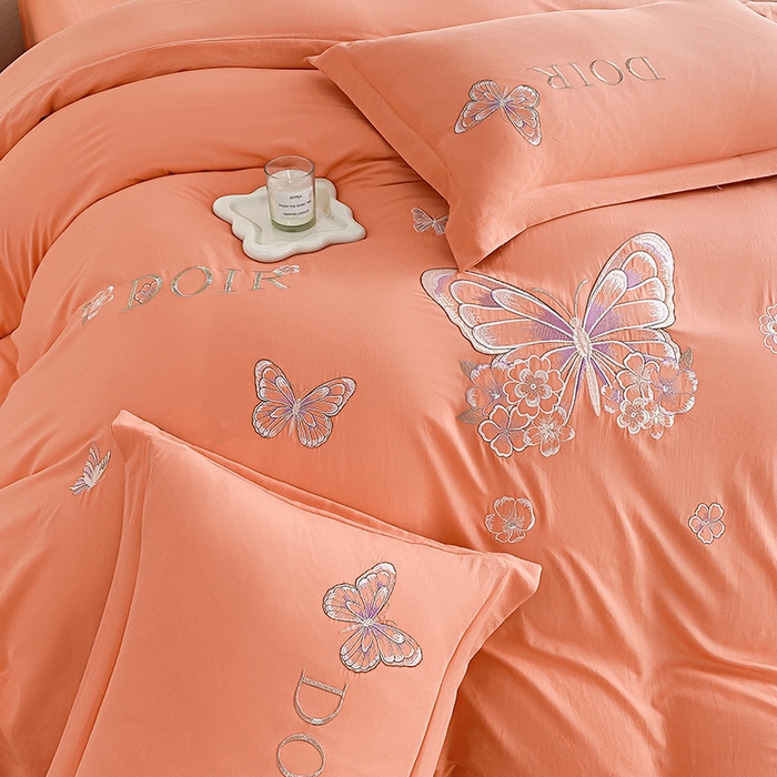 91家纺网 家纺一手货源 找家纺 大麦乐田 2025新款糯小棉立体绣花吊边四件套-蝶梦花语 蝶梦花语 桔色