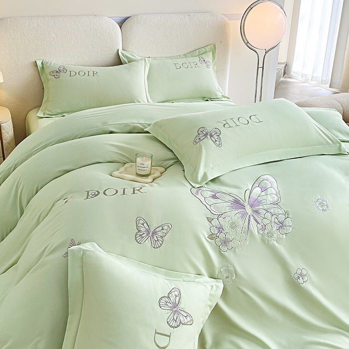 91家纺网 家纺一手货源 找家纺 大麦乐田 2025新款糯小棉立体绣花吊边四件套-蝶梦花语 蝶梦花语 浅绿