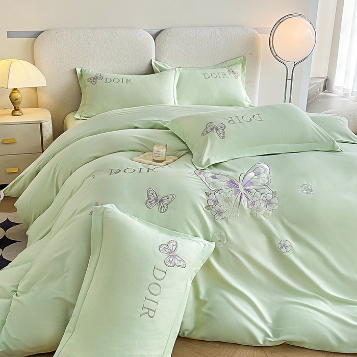 91家纺网 家纺一手货源 找家纺 大麦乐田 2025新款糯小棉立体绣花吊边四件套-蝶梦花语 蝶梦花语 浅绿