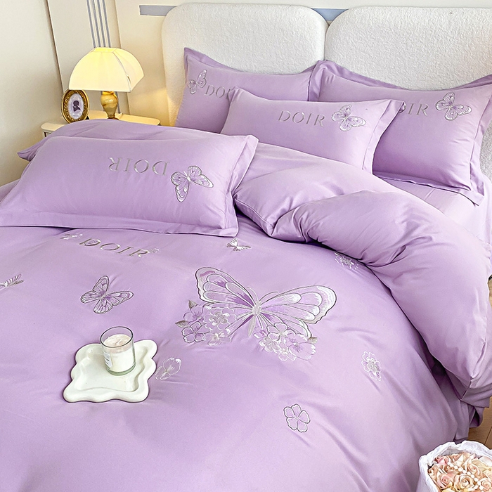 91家纺网 家纺一手货源 找家纺 大麦乐田 2025新款糯小棉立体绣花吊边四件套-蝶梦花语 蝶梦花语 浅紫