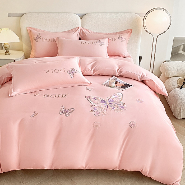 91家纺网 家纺一手货源 找家纺 大麦乐田 2025新款糯小棉立体绣花吊边四件套-蝶梦花语 蝶梦花语 粉玉