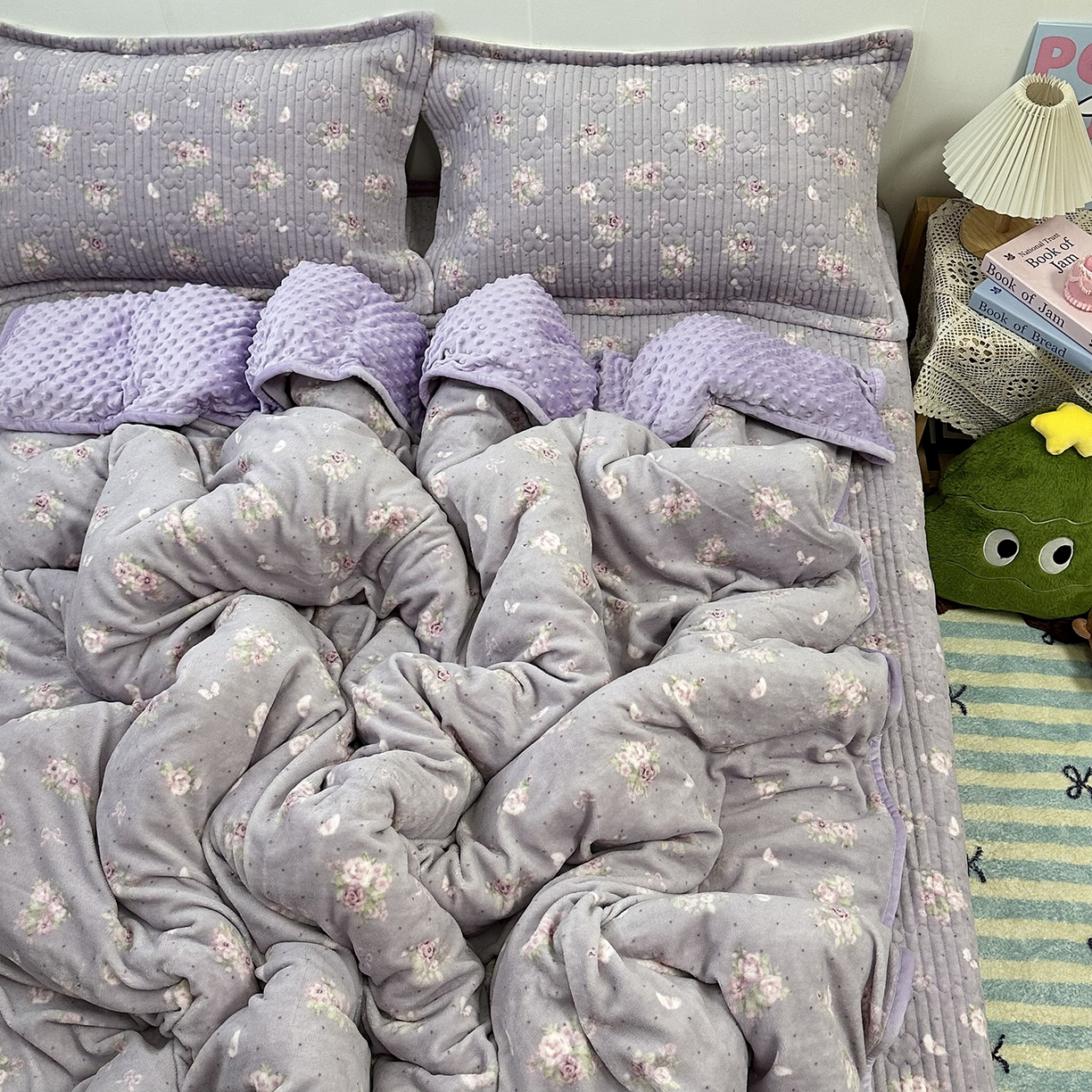 慕晨 2025新款牛奶绒新款印花高克重豆豆绒夹棉床盖三件被套四件套热款 紫韵