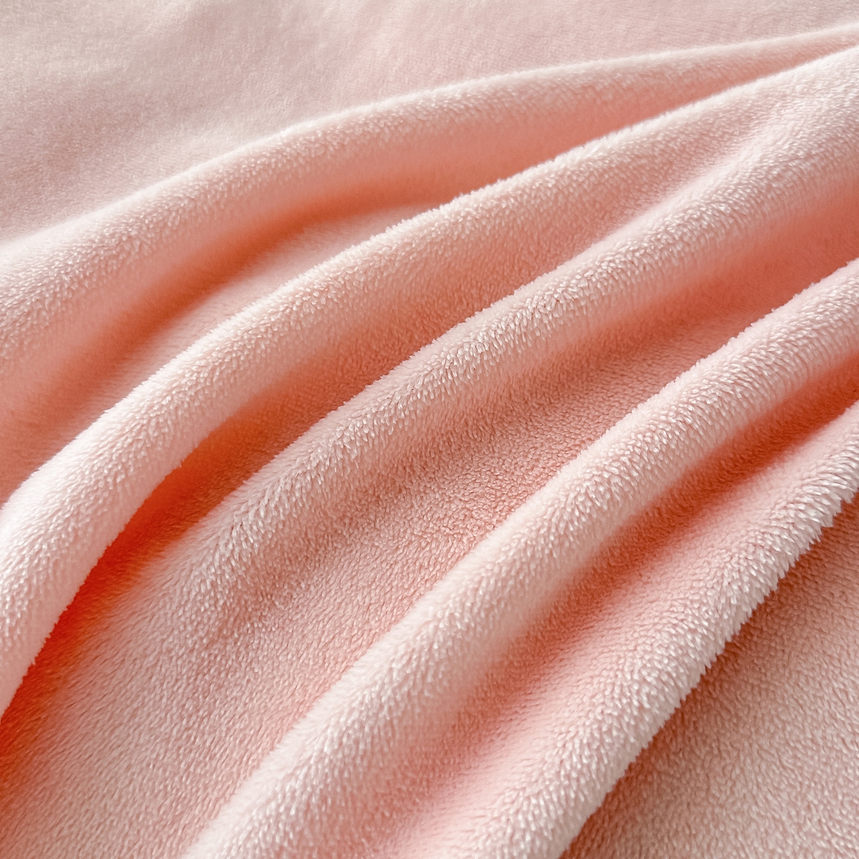 91家纺网 家纺一手货源 找家纺 凯美家居 2025新款牛奶绒重工刺绣特种工艺四件套-可露丽 可露丽-粉玉