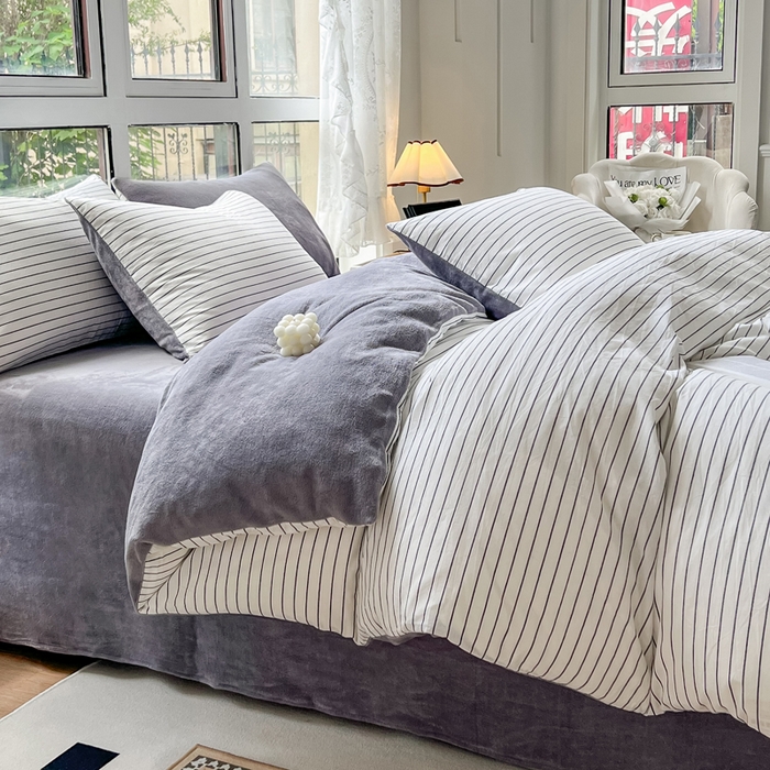 91家纺网 家纺一手货源 找家纺 （总）柠萌家居 2025新款无印良品风双拼全棉色织水洗棉加牛奶绒四件套简约全棉拼牛奶绒四件套 提供买家秀