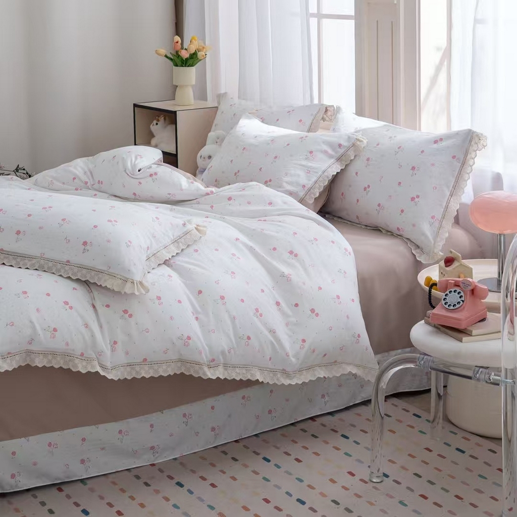 91家纺网 家纺一手货源 找家纺 玖琳家纺 2025新款云朵水洗棉皱皱纱精致花边款四件套 兰沁