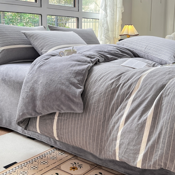 91家纺网 家纺一手货源 找家纺 柠萌家居 2025新款无印良品风双拼全棉色织水洗棉加牛奶绒四件套简约全棉拼牛奶绒四件套 提供买家秀 棉+绒-宽双线冷灰