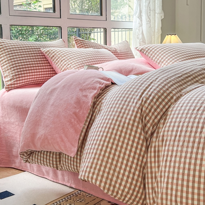 柠萌家居 2025新款无印良品风双拼全棉色织水洗棉加牛奶绒四件套简约全棉拼牛奶绒四件套 提供买家秀 棉+绒-蜜粉小格