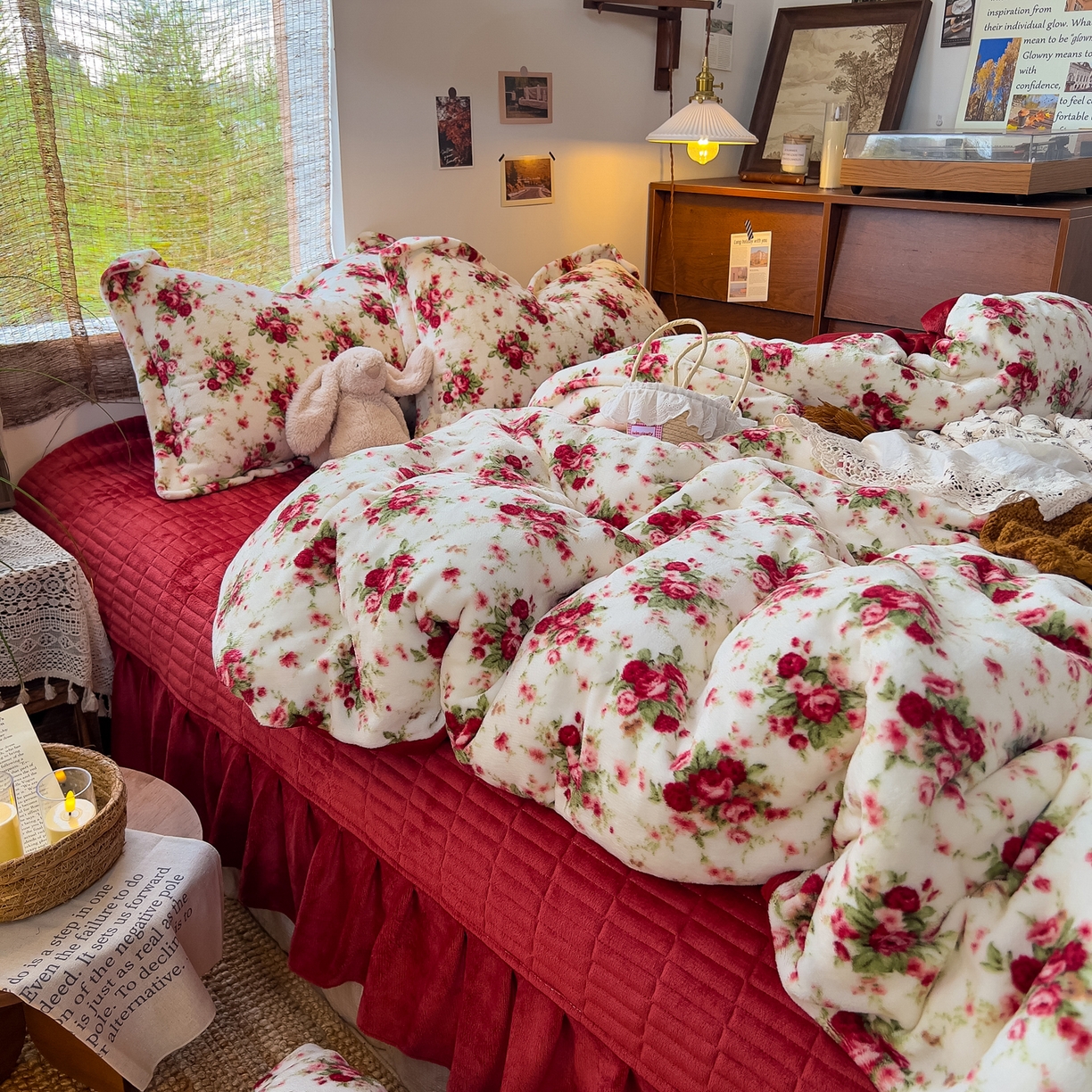 91家纺网 家纺一手货源 找家纺 （总）默忆 2025新款牛奶绒床盖款四件套-花妖