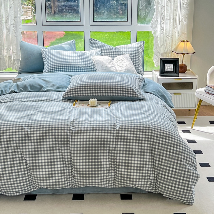 91家纺网 家纺一手货源 找家纺 柠萌家居 2025新款无印良品风双拼全棉色织水洗棉加牛奶绒四件套简约全棉拼牛奶绒四件套 提供买家秀 棉+绒-浅蓝小格