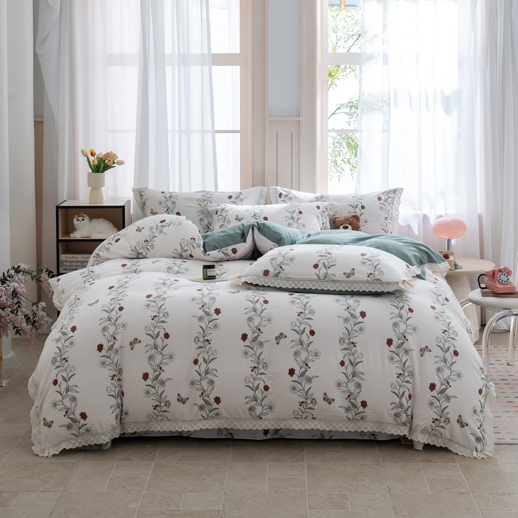 91家纺网 家纺一手货源 找家纺 玖琳家纺 2025新款云朵水洗棉皱皱纱精致花边款四件套 漫书