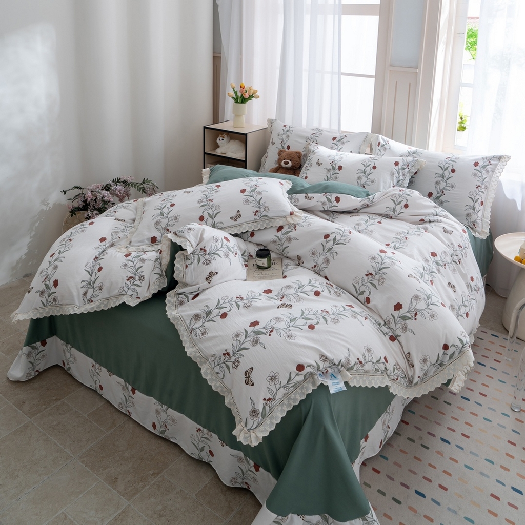 91家纺网 家纺一手货源 找家纺 玖琳家纺 2025新款云朵水洗棉皱皱纱精致花边款四件套 漫书