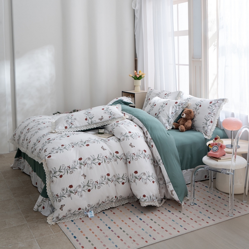 91家纺网 家纺一手货源 找家纺 玖琳家纺 2025新款云朵水洗棉皱皱纱精致花边款四件套 漫书