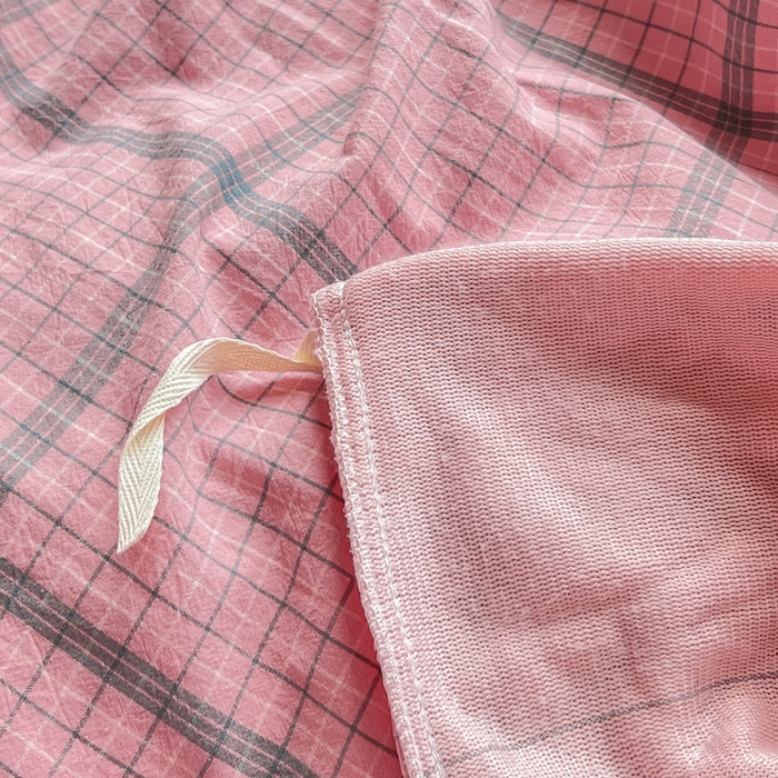 91家纺网 家纺一手货源 找家纺 柠萌家居 2025新款无印良品风双拼全棉色织水洗棉加牛奶绒四件套简约全棉拼牛奶绒四件套 提供买家秀 棉+绒-瓦尔粉