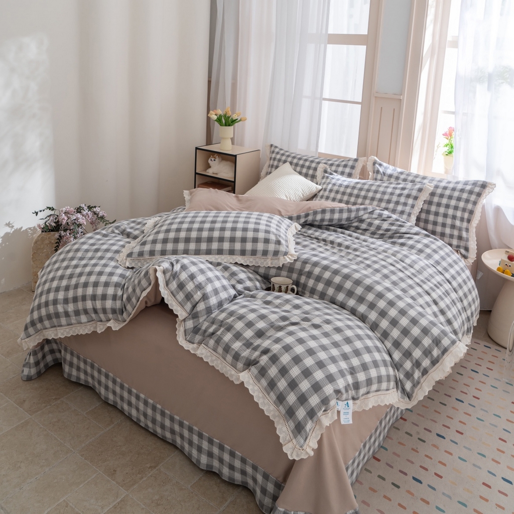 91家纺网 家纺一手货源 找家纺 玖琳家纺 2025新款云朵水洗棉皱皱纱精致花边款四件套 森系格韵