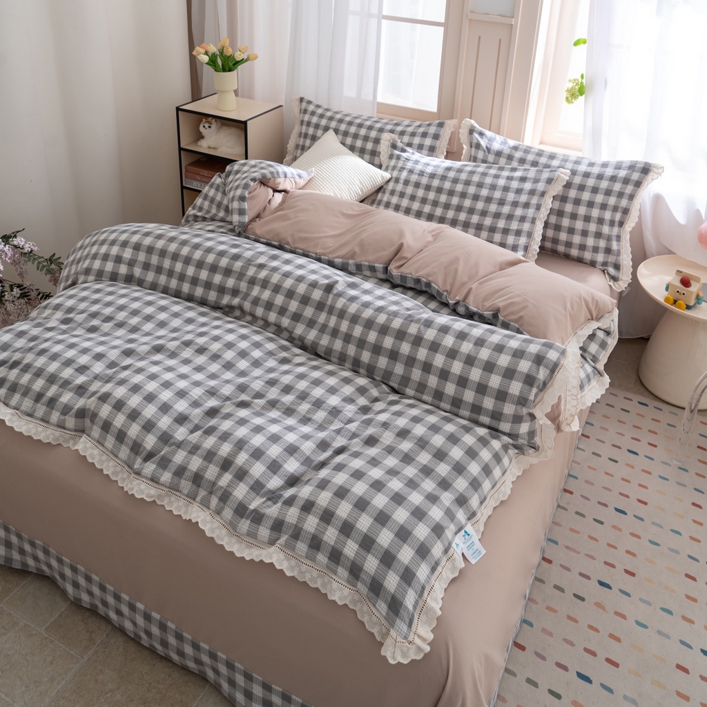 91家纺网 家纺一手货源 找家纺 玖琳家纺 2025新款云朵水洗棉皱皱纱精致花边款四件套 森系格韵