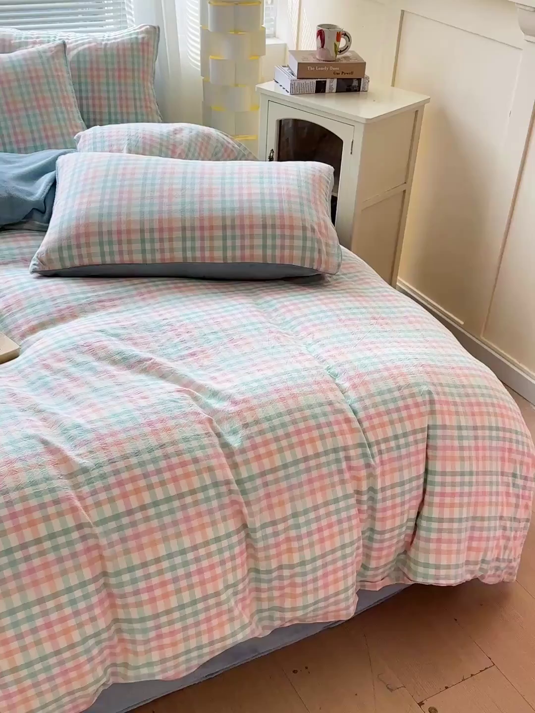 91家纺网 家纺一手货源 找家纺 柠萌家居 2025新款无印良品风双拼全棉色织水洗棉加牛奶绒四件套简约全棉拼牛奶绒四件套 提供买家秀 棉+绒冰激凌格