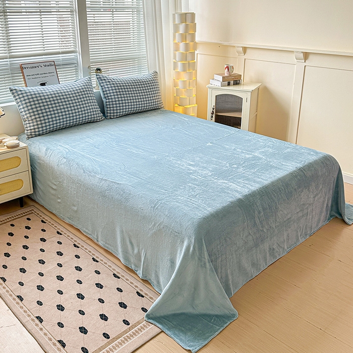 91家纺网 家纺一手货源 找家纺 柠萌家居 2025新款无印良品风双拼全棉色织水洗棉加牛奶绒四件套简约全棉拼牛奶绒四件套 提供买家秀 棉+绒尚品蓝