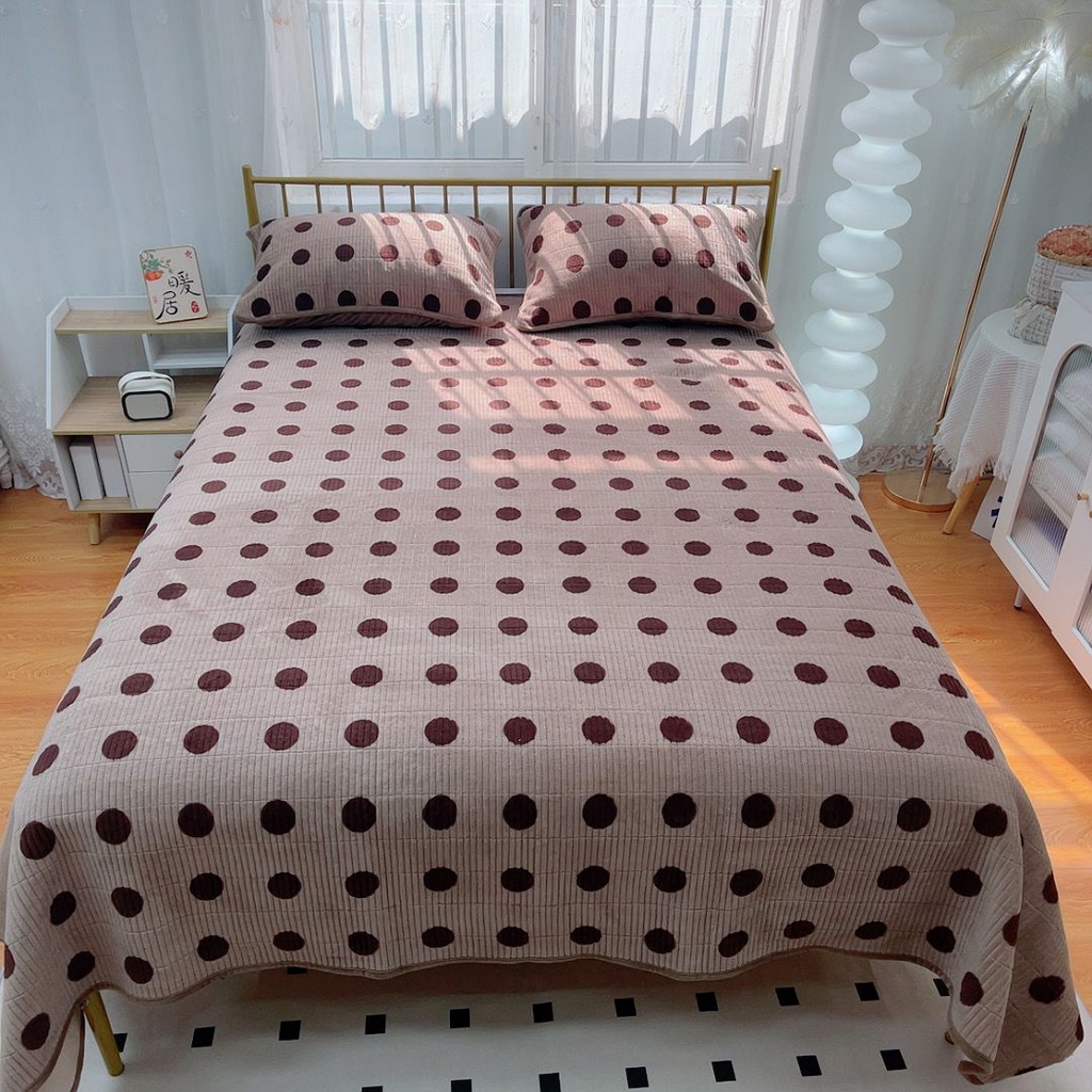 91家纺网 家纺一手货源 找家纺 （总）暖居 2025新款加厚牛奶绒豆豆被床盖四件套跑量款