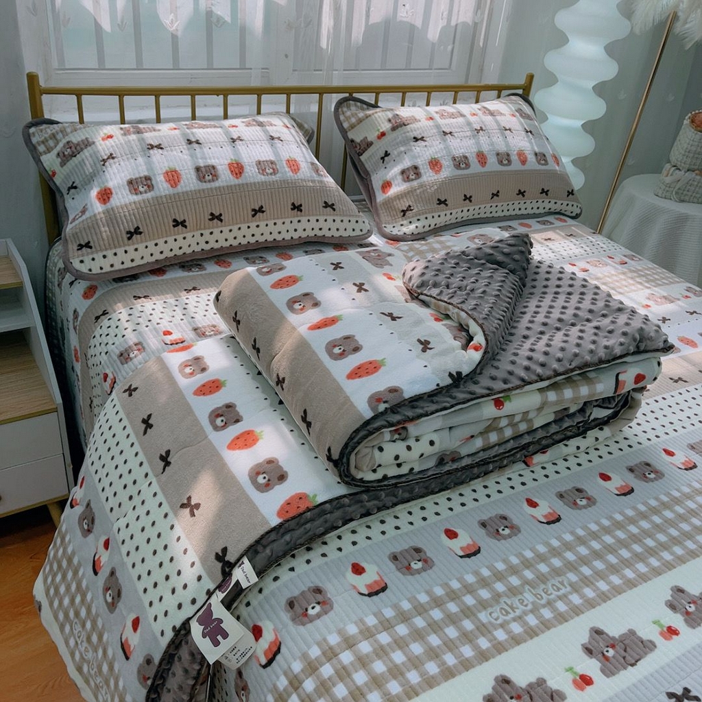 91家纺网 家纺一手货源 找家纺 （总）暖居 2025新款加厚牛奶绒豆豆被床盖四件套跑量款