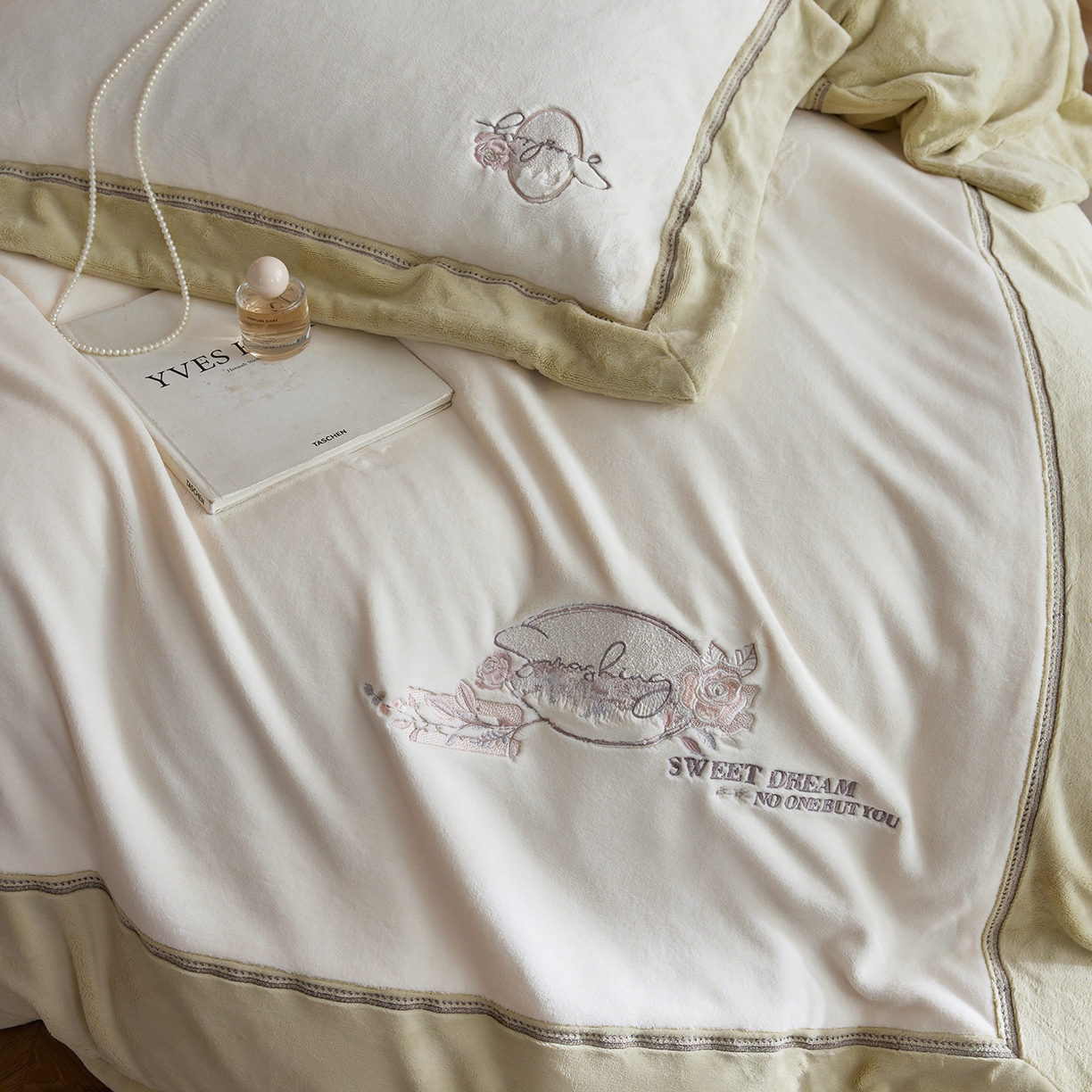 91家纺网 家纺一手货源 找家纺 （总）蓝梦 2025新款270g全消光牛奶绒四件套-瑰梦系列