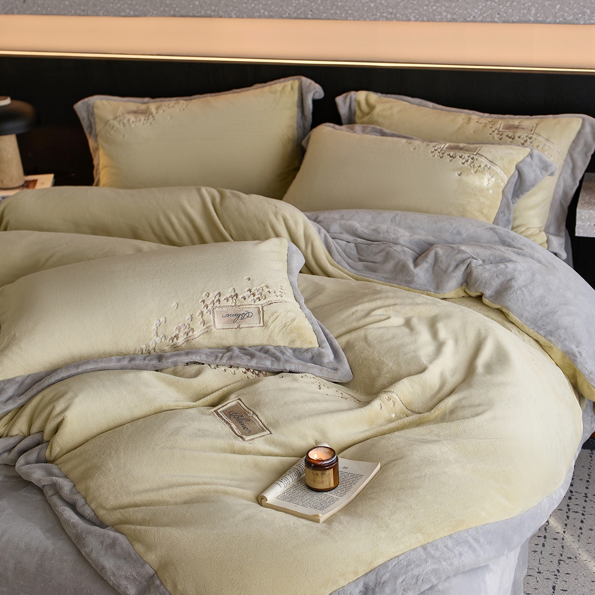 91家纺网 家纺一手货源 找家纺 蓝梦 2025新款270g全消光牛奶绒四件套-卡曼缪斯 卡曼缪斯-浅绿