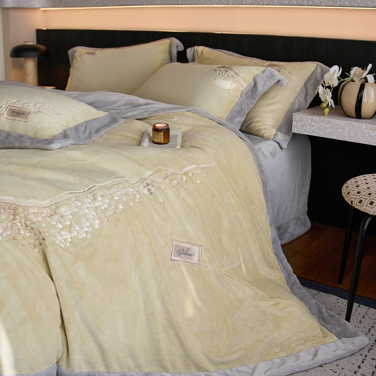 91家纺网 家纺一手货源 找家纺 蓝梦 2025新款270g全消光牛奶绒四件套-卡曼缪斯 卡曼缪斯-浅绿