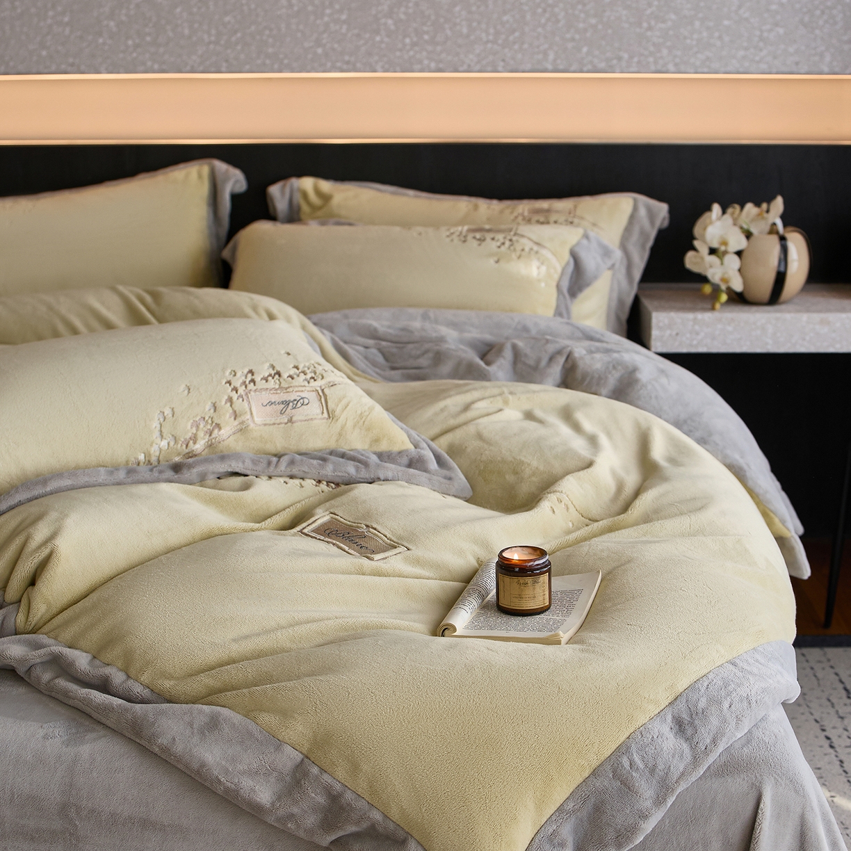 91家纺网 家纺一手货源 找家纺 蓝梦 2025新款270g全消光牛奶绒四件套-卡曼缪斯 卡曼缪斯-浅绿