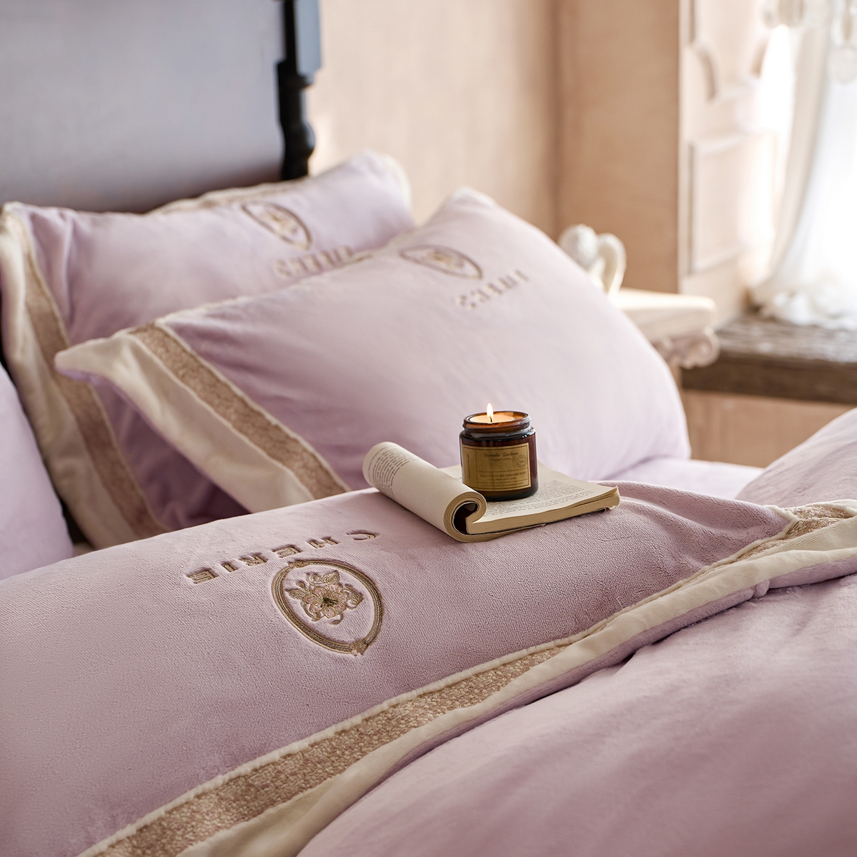 91家纺网 家纺一手货源 找家纺 蓝梦 2025新款270g全消光牛奶绒四件套-克莱尔 克莱尔-浅紫