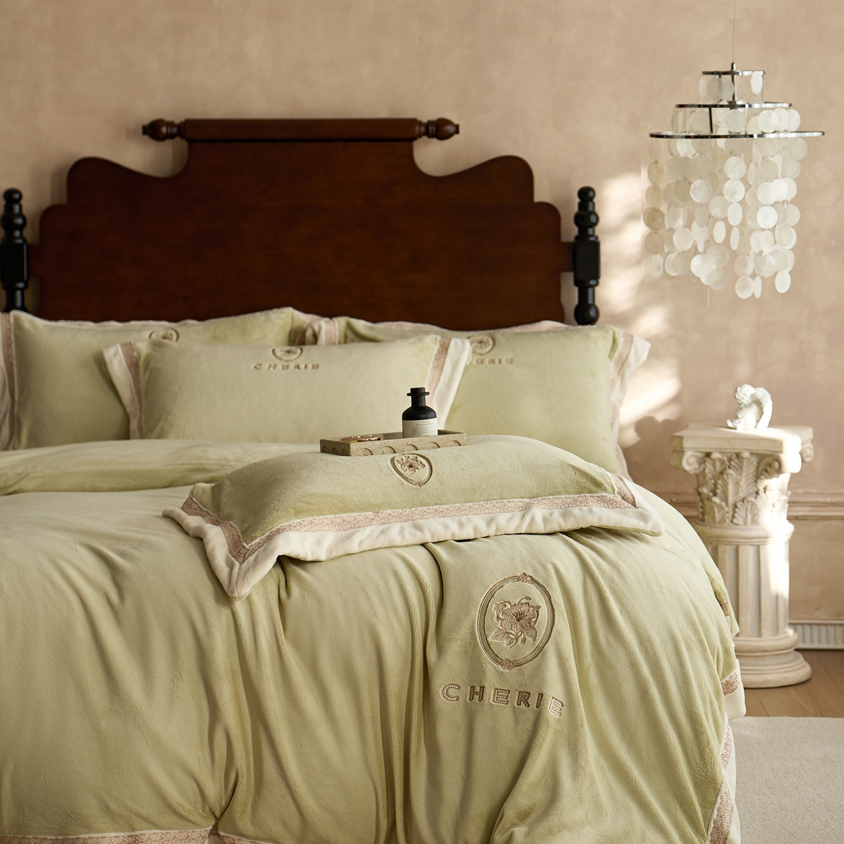 91家纺网 家纺一手货源 找家纺 蓝梦 2025新款270g全消光牛奶绒四件套-克莱尔 克莱尔-浅绿