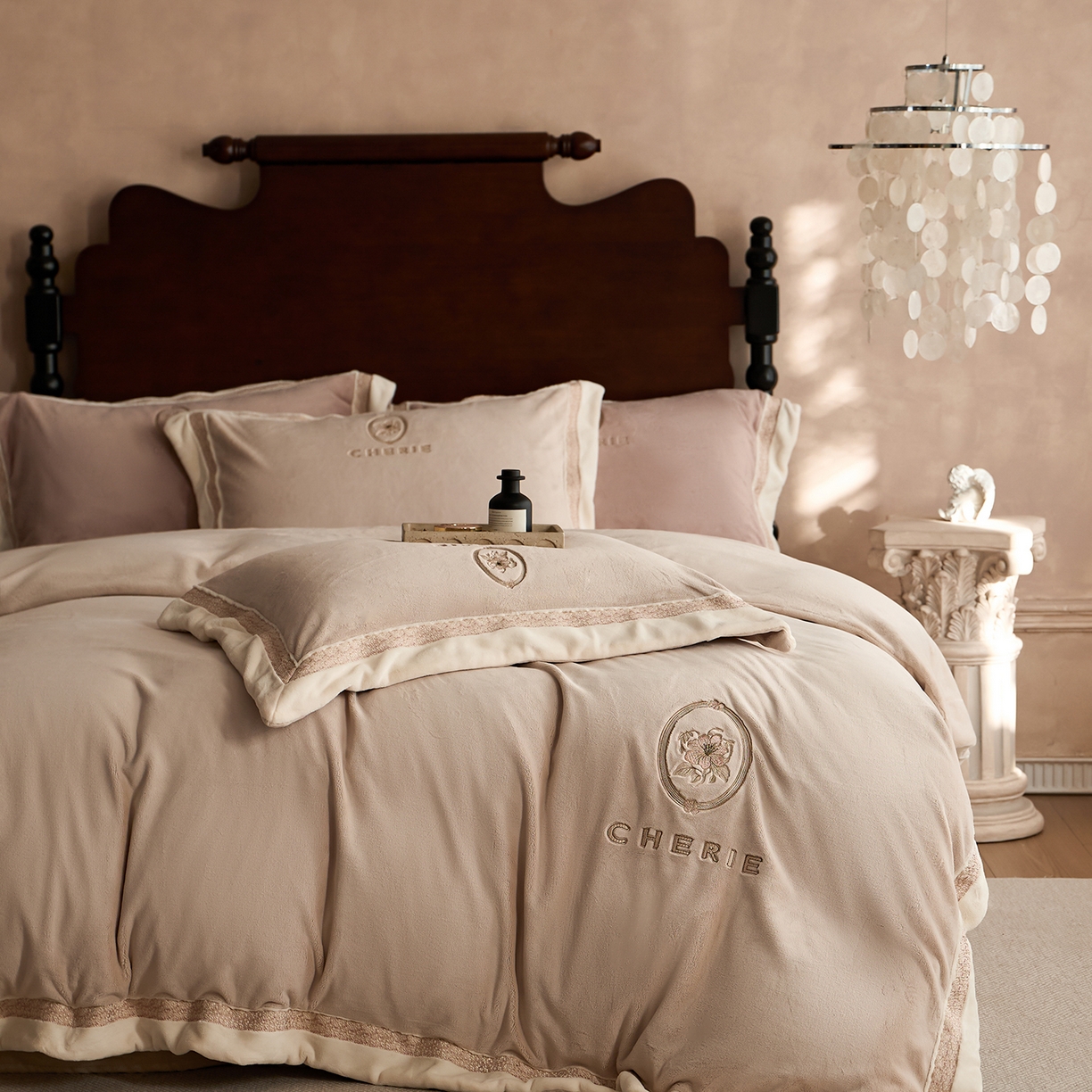 91家纺网 家纺一手货源 找家纺 蓝梦 2025新款270g全消光牛奶绒四件套-克莱尔 克莱尔-新米色